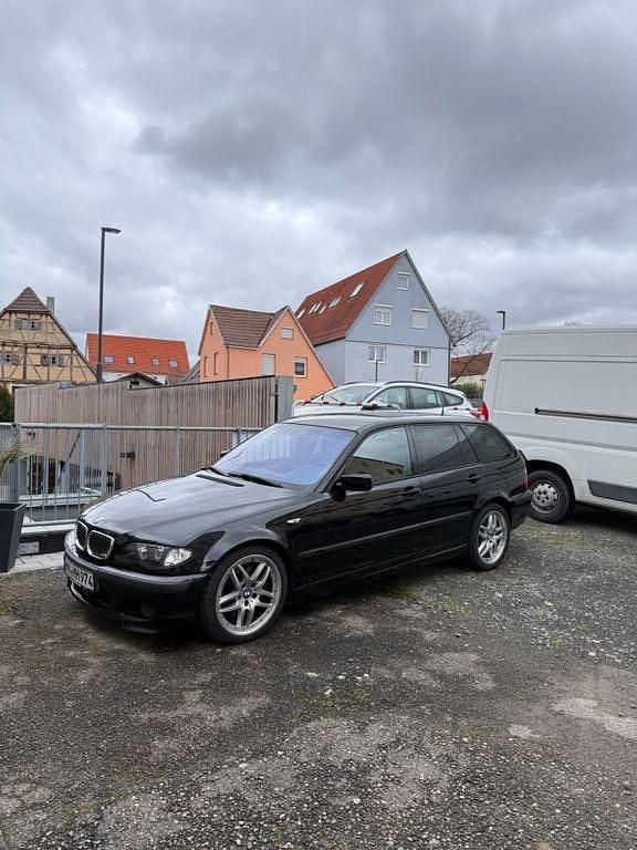 Gebraucht BMW 330 Performance 231 PS (169 kW) 2003 Schwarz Kombi