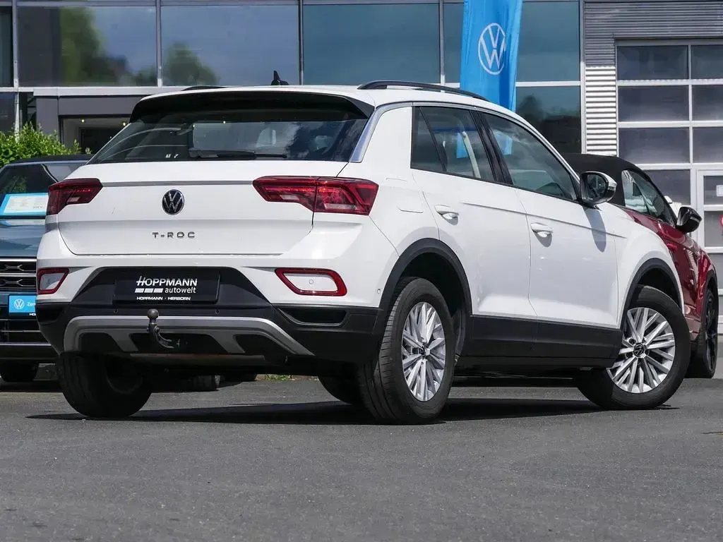 Gebraucht VW T-Roc Life 150 PS (110 kW) 2023 Pure white SUV