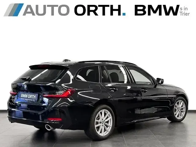 Gebraucht BMW 320 Shadowline 250 PS (183 kW) 2024 Schwarz Kombi