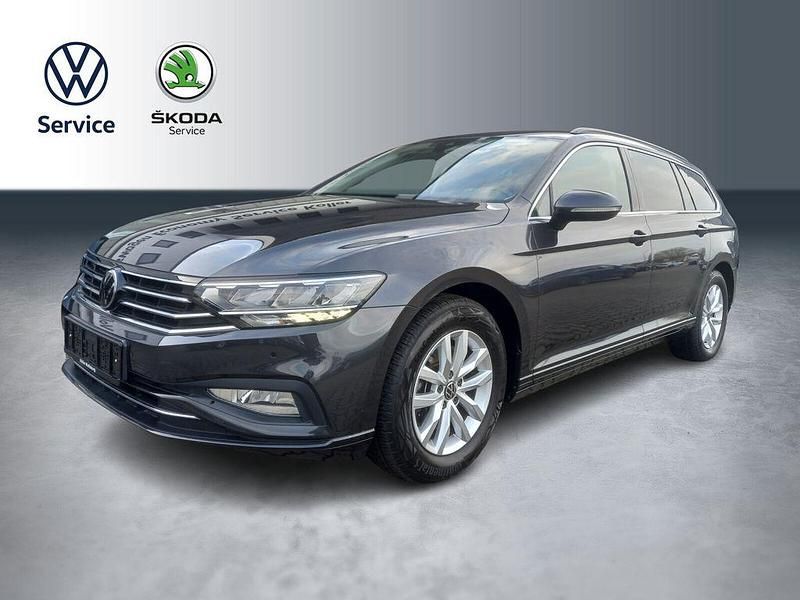 Grau Gebraucht 2022 VW Passat Kombi | 22.570 € (Superpreis) - Bild 1/4