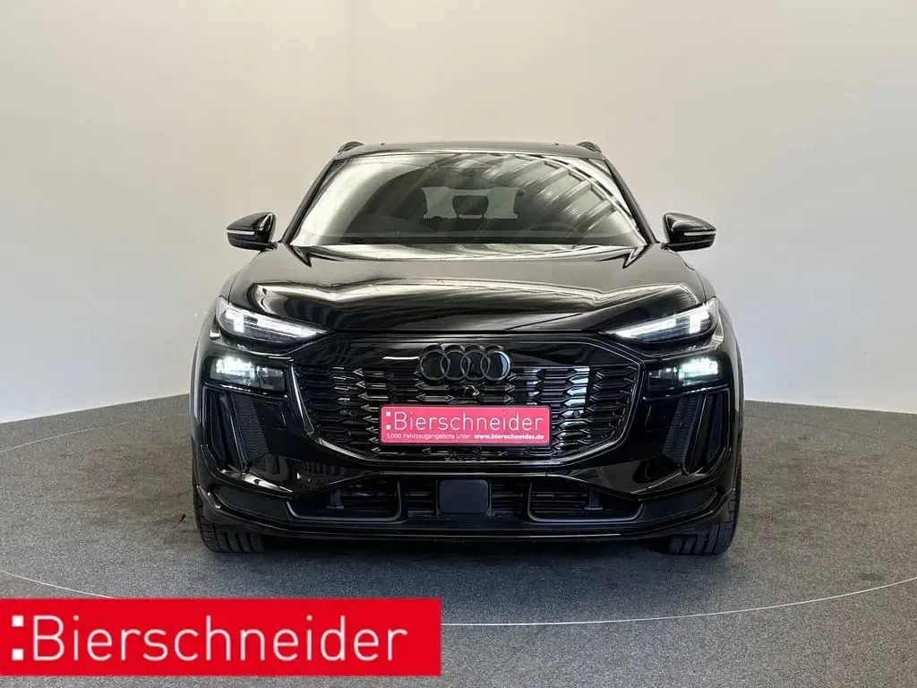 Neu Audi Q6 e-tron Business 314 kW (428 PS) 2026 Schwarz SUV