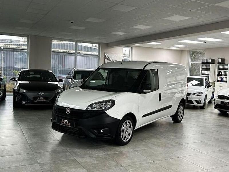 Weiß Gebraucht 2022 Fiat Doblò Van / Kleinbus | 15.999 € (Superpreis) - Bild 1/4