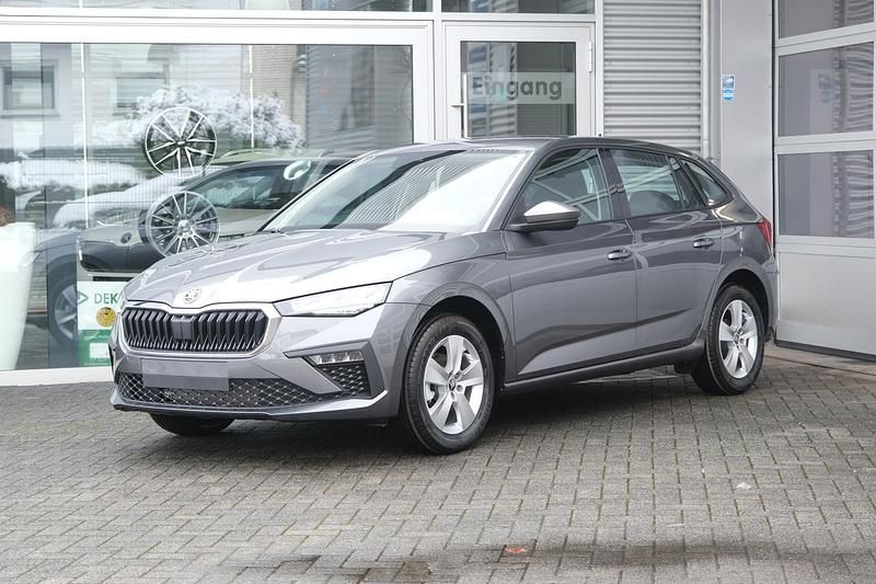 Ny Skoda Scala Selection 2025 Grå Hatchback