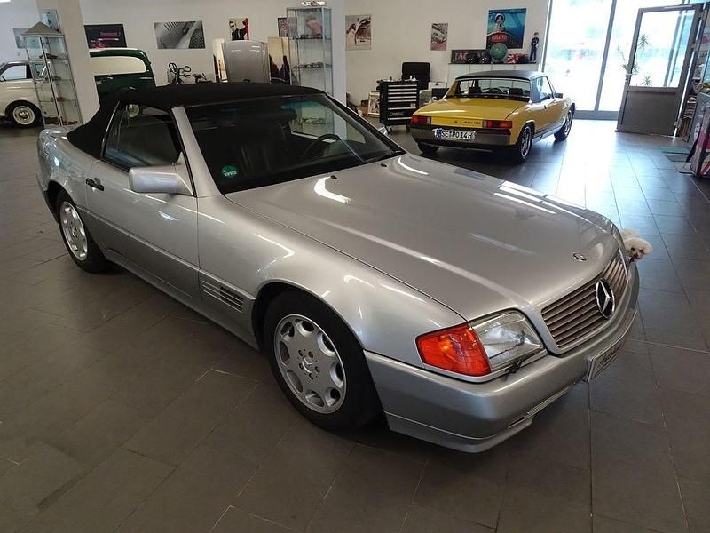 Silber Gebraucht 1992 Mercedes SL300 Cabrio | 23.800 € - Bild 1/4