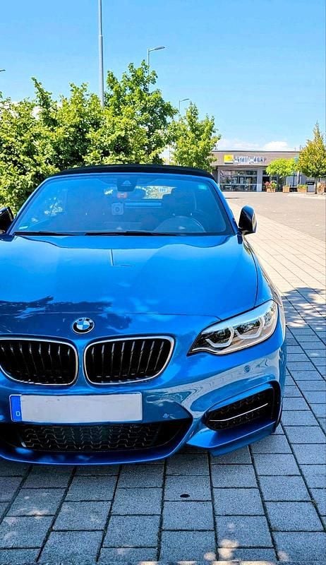 Blau Gebraucht 2021 BMW M240 M Sport Cabrio | 33.500 € (Superpreis) - Bild 1/4