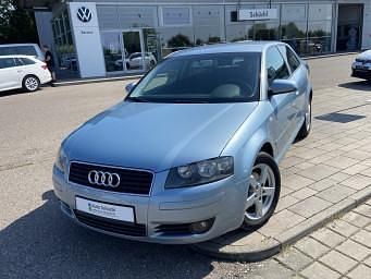 Blau Gebraucht 2005 Audi A3 Attraction Kleinwagen | 2.470 € (Fairer Preis) - Bild 1/4
