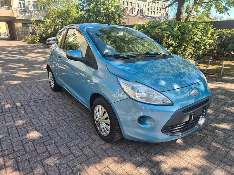 Second-hand Ford Ka 69 CP (50 kW) 2010 Albastru Hatchback