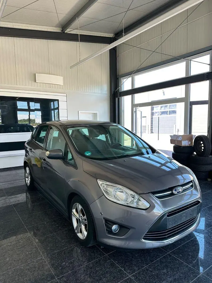Gebraucht Ford C-MAX Champions Edition 101 PS (74 kW) 2013 Braun Van / Kleinbus