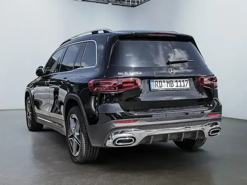 Gebraucht Mercedes GLB200 AMG 150 PS (110 kW) 2025 Andere farbe SUV