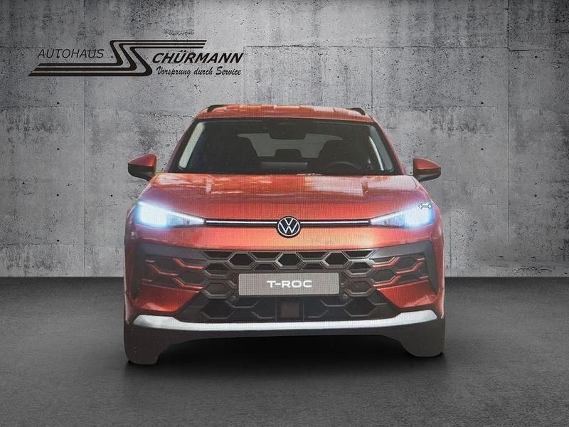 Neu VW T-Roc Life 150 PS (110 kW) 2026 Rot SUV