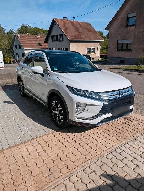 Second-hand Mitsubishi Eclipse Cross 148 CP (108 kW) 2019 Alb SUV