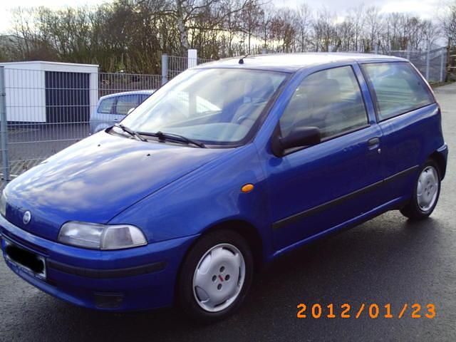 Gebraucht Fiat Punto 73 PS (53 kW) 1994 Blau metallic Kleinwagen