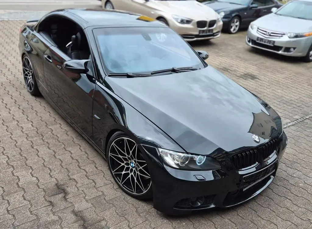 Gebraucht BMW 330 Cabriolet Performance 272 PS (200 kW) 2007 Schwarz Cabrio