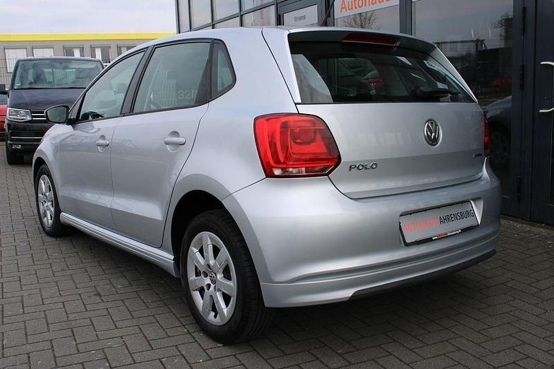 Gebraucht VW Polo Sound 75 PS (55 kW) 2012 Silber Kleinwagen