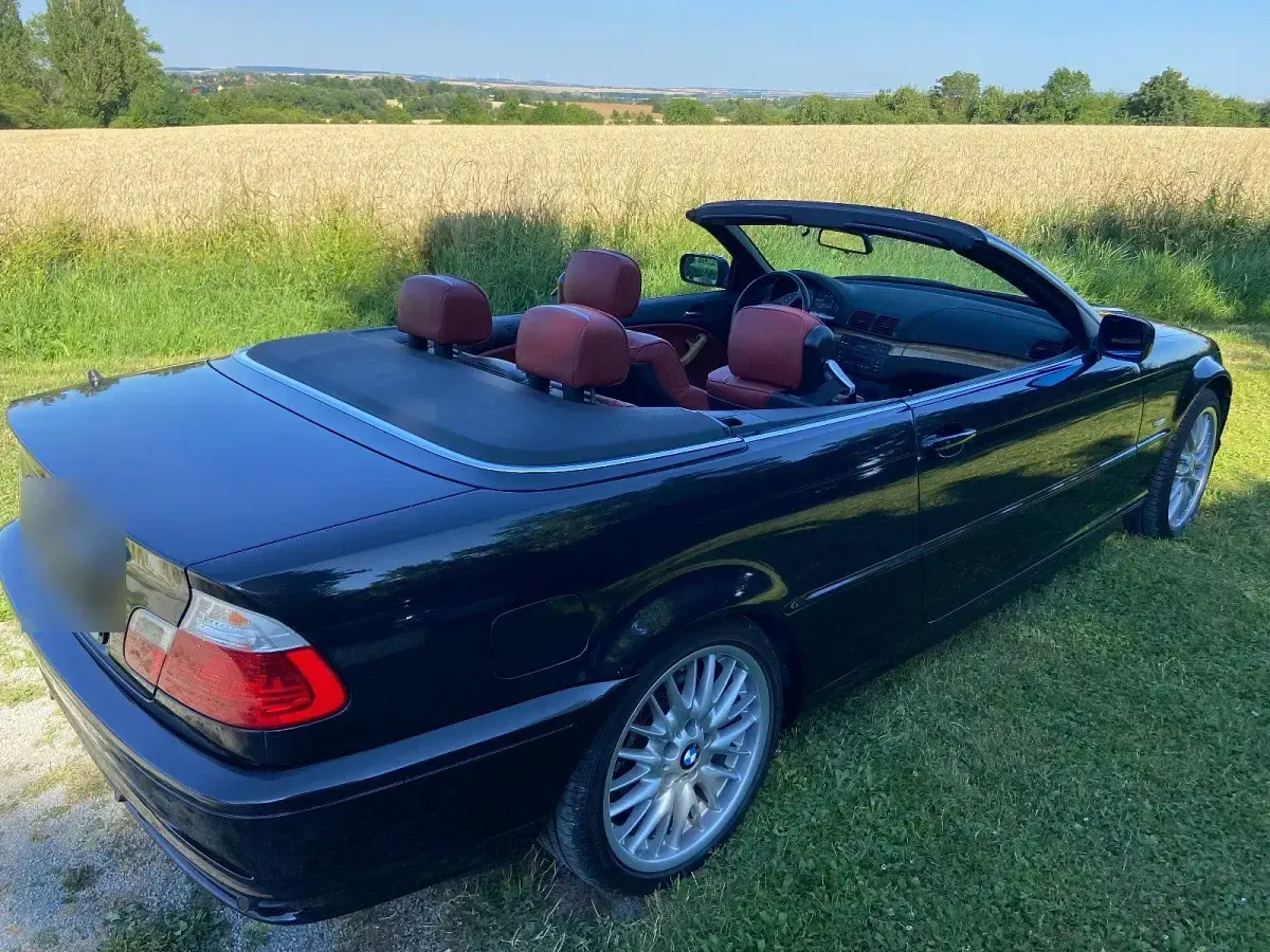 Gebraucht BMW 325 Cabriolet 192 PS (141 kW) 2001 Schwarz Cabrio