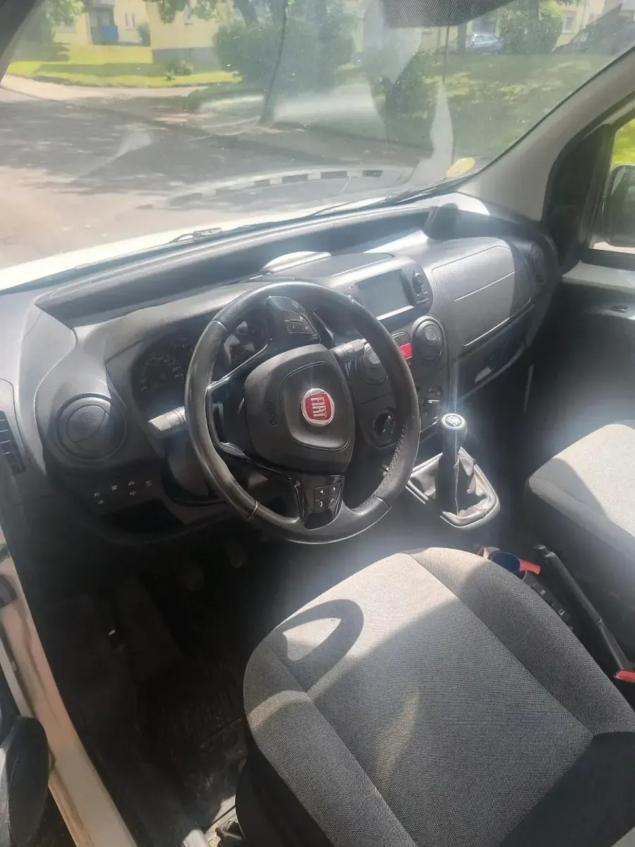 Gebraucht Fiat Fiorino 80 PS (58 kW) 2019 Weiß Van / Kleinbus