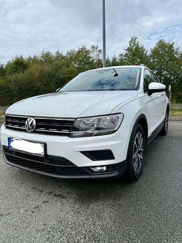 Gebraucht 2018 VW Tiguan Trendline SUV | 11.900 € (Teuer) - Bild 1/4