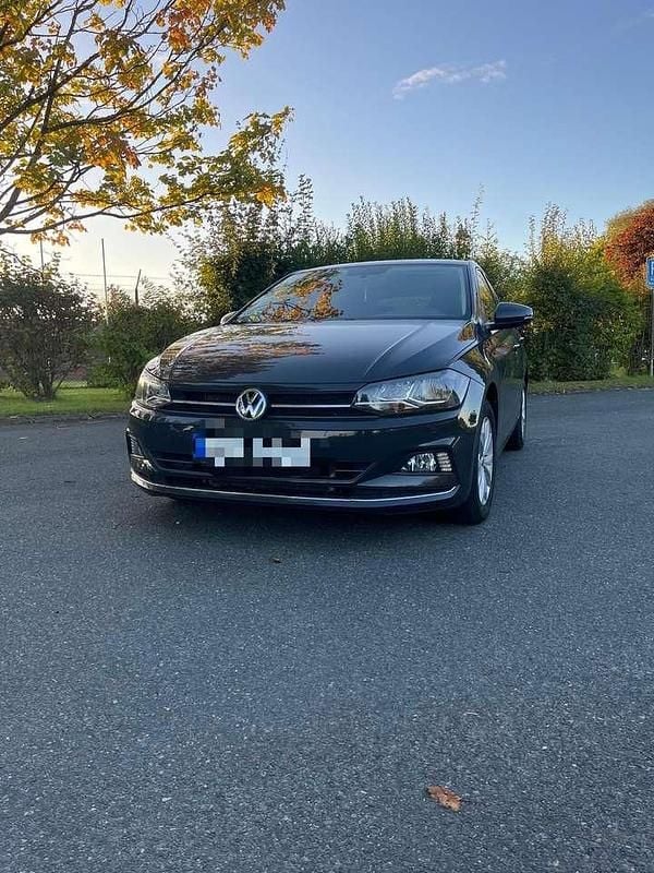 Grau Gebraucht 2019 VW Polo Highline Kleinwagen | 11.090 € (Guter Preis) - Bild 1/4