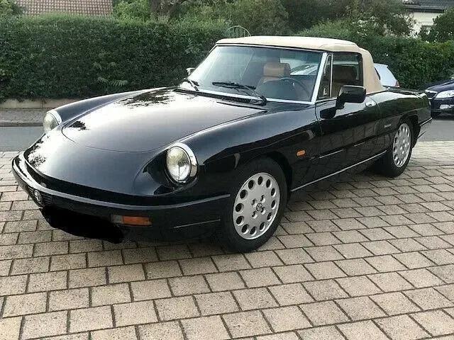 Gebraucht Alfa Romeo Spider 120 PS (88 kW) 1990 Schwarz Cabrio