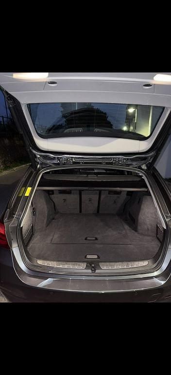 Gebraucht BMW 316 116 PS (85 kW) 2019 Grau Kombi