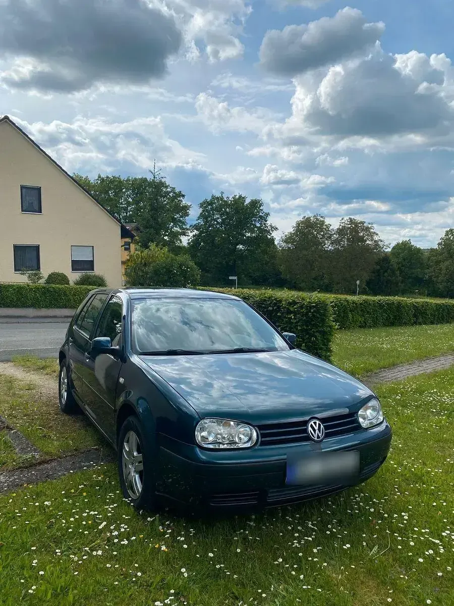 Gebraucht VW Golf IV Edition 75 PS (55 kW) 2001 Grün Limousine