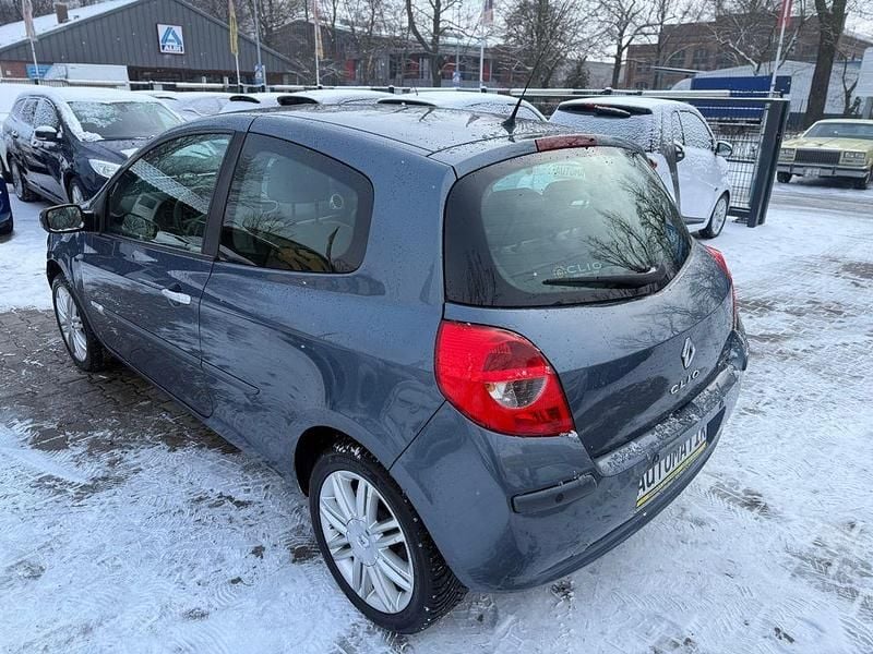 Gebraucht Renault Clio III Initiale 111 PS (81 kW) 2006 Grau Kleinwagen