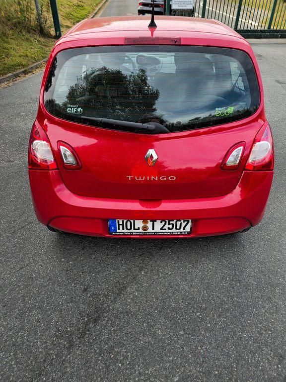 Rot Gebraucht 2013 Renault Twingo Kleinwagen | 3.999 € (Fairer Preis) - Bild 1/4