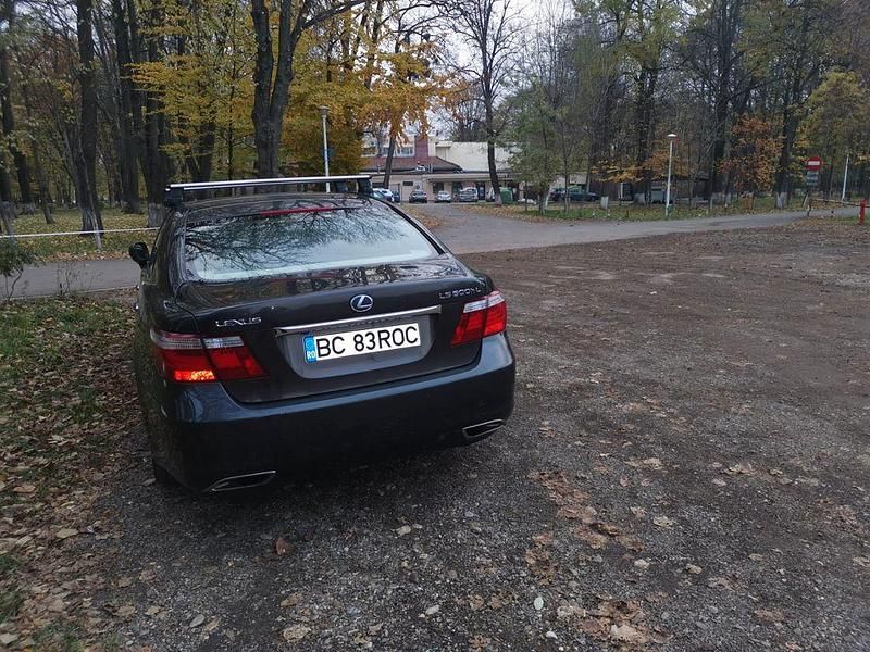 Gebraucht Lexus LS600 445 PS (327 kW) 2007 Grau Limousine