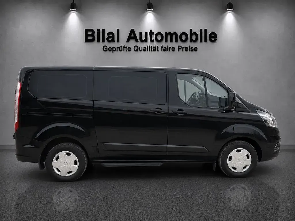 Gebraucht Ford Transit Custom 170 PS (125 kW) 2021 Schwarz Van / Kleinbus