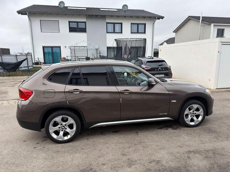 Gebraucht BMW X1 143 PS (105 kW) 2010 Braun SUV