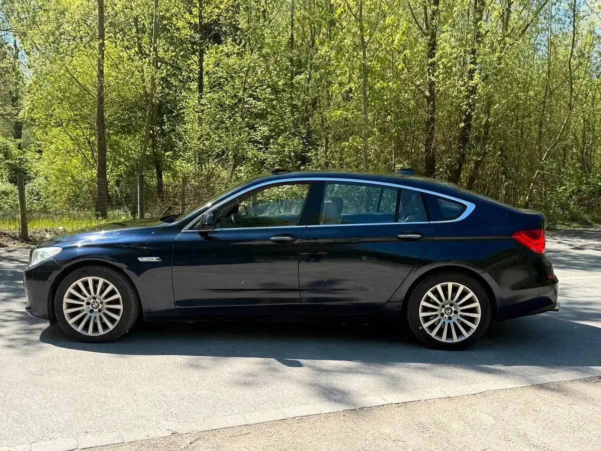 Gebraucht BMW 535 Gran Turismo 299 PS (219 kW) 2011 Blau Coupé