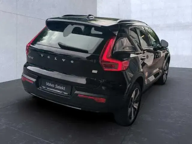 Gebraucht Volvo XC40 Core 185 kW (252 PS) 2022 Schwarz SUV