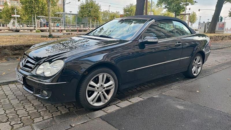 Schwarz Gebraucht 2007 Mercedes CLK200 Avantgarde Cabrio | 7.350 € (Guter Preis) - Bild 1/4