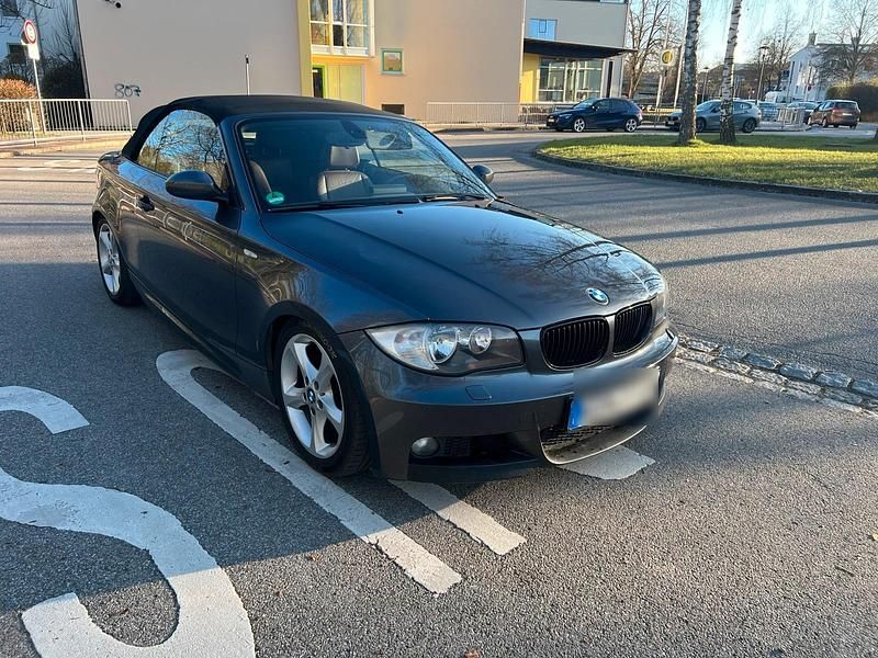 Grau Gebraucht 2008 BMW 120 Cabriolet M Sport Cabrio | 6.000 € (Etwas zu teuer) - Bild 1/4
