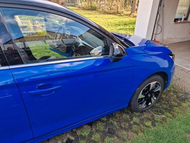 Gebraucht Opel Corsa-e Ultimate 100 kW (136 PS) 2021 Blau Kleinwagen