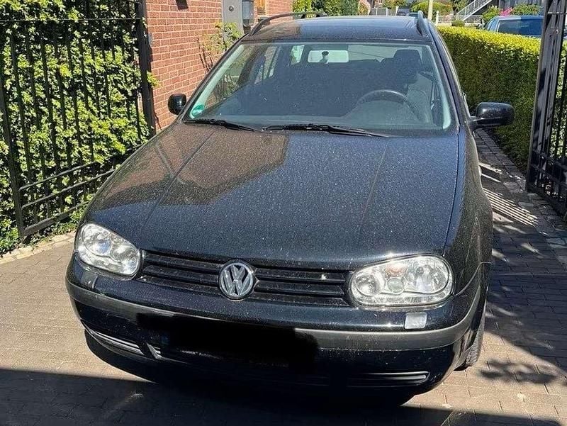 Schwarz Gebraucht 2002 VW Golf IV Kombi | 1.990 € (Fairer Preis) - Bild 1/4
