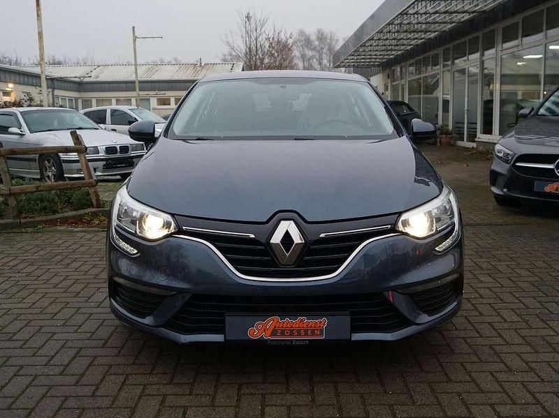 Gebraucht Renault Mégane GrandTour Life 101 PS (74 kW) 2017 Anthrazitmetallic Kombi