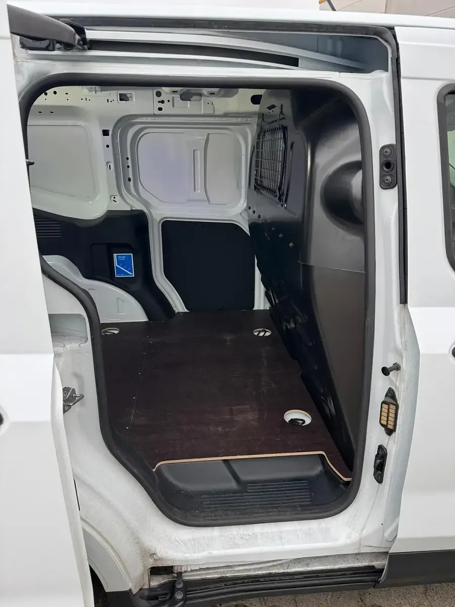 Gebraucht Ford Transit 101 PS (74 kW) 2024 Weiß