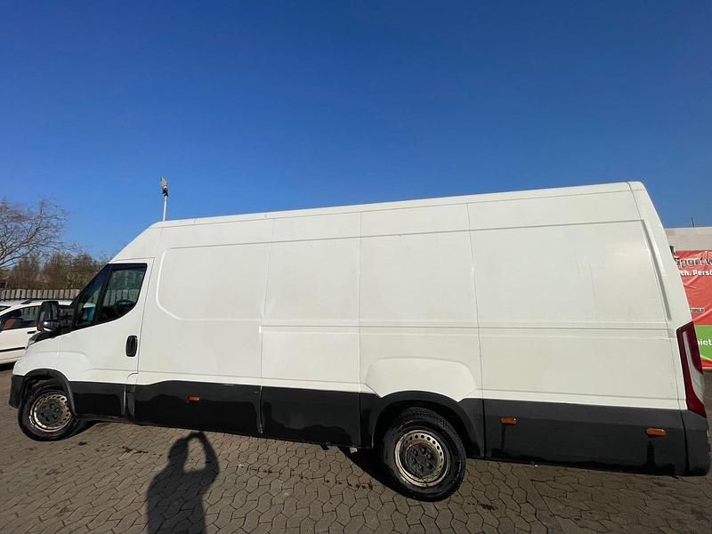 Gebraucht Iveco Daily 136 PS (100 kW) 2020 Weiß