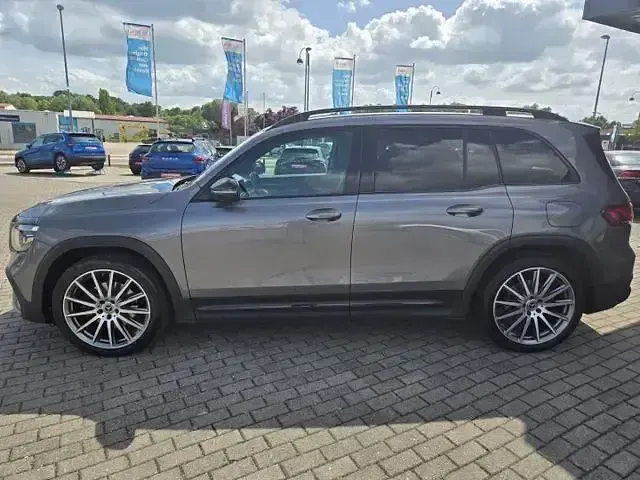 Gebraucht Mercedes GLB220 AMG 190 PS (139 kW) 2021 Mountaingrau  met. (metallic) SUV