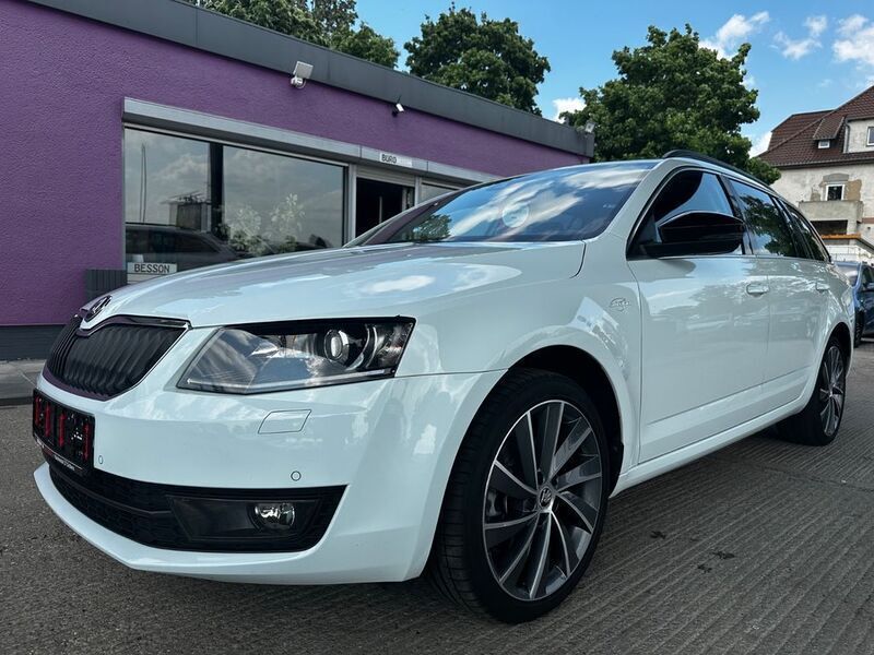 Weiß Gebraucht 2015 Skoda Octavia LAURIN & KLEMENT Kombi | 14.990 € (Fairer Preis) - Bild 1/4