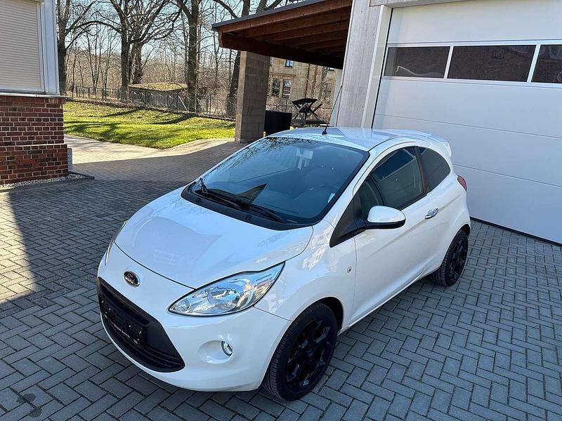 Andere außenfarben Gebraucht 2012 Ford Ka Titanium Kleinwagen | 5.100 € (Teuer) - Bild 1/4