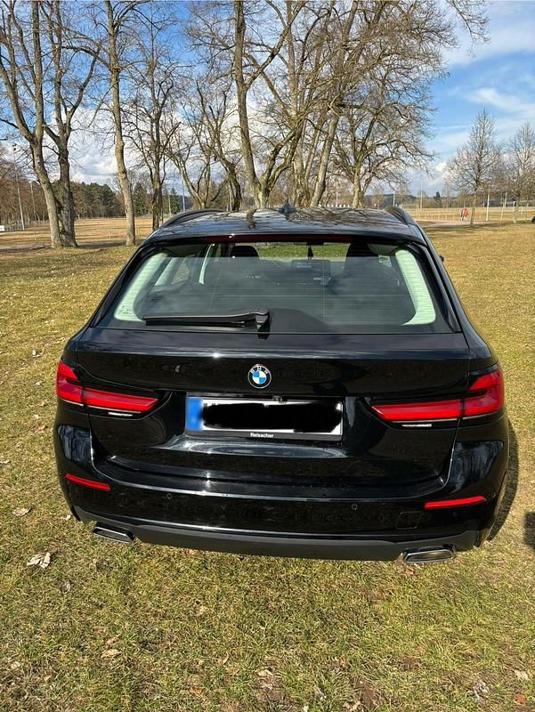 Second-hand BMW 520 190 CP (139 kW) 2022 Negru Break