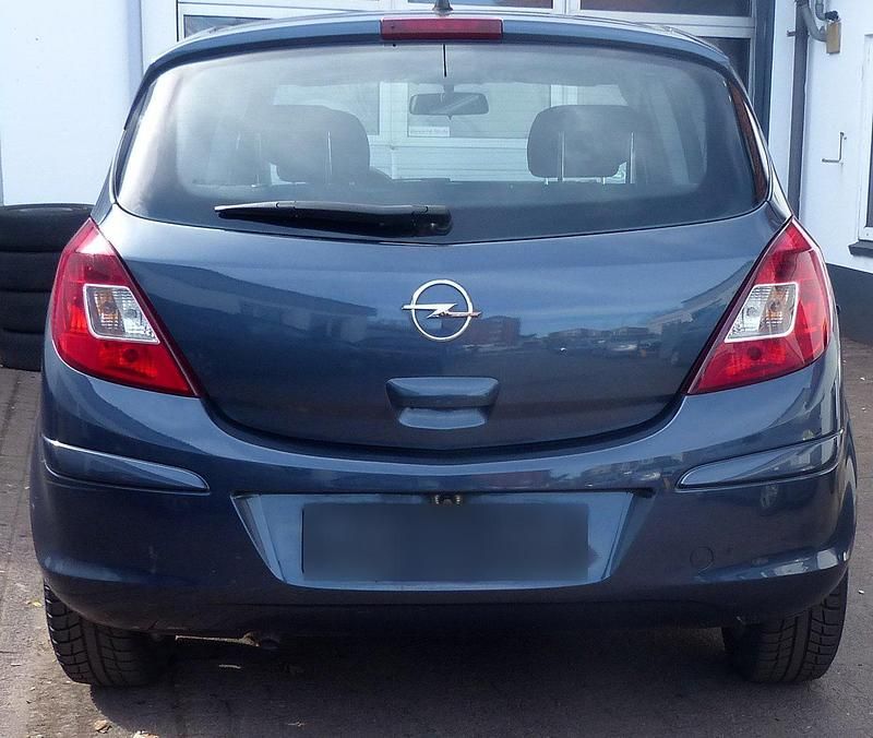 Gebraucht Opel Corsa 80 PS (58 kW) 2010 Grau Kleinwagen