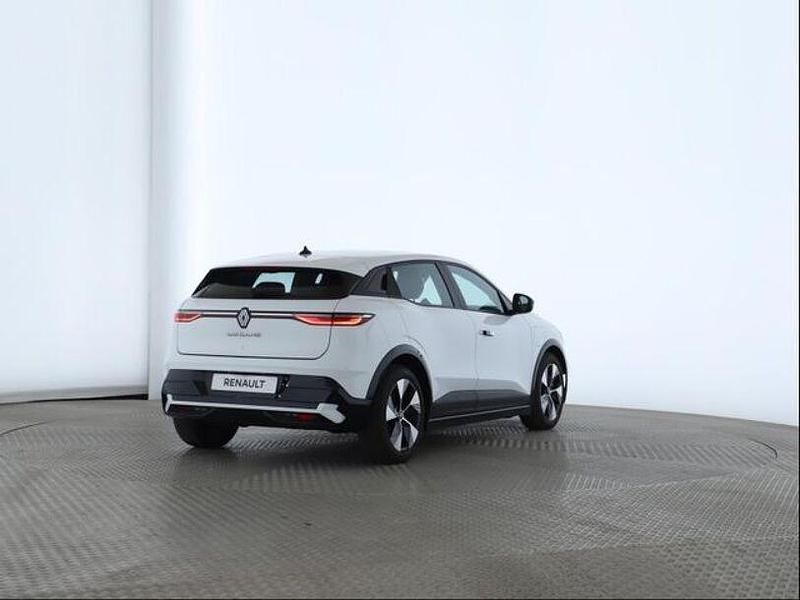 Gebraucht Renault Megane E-Tech Equilibre 160 kW (218 PS) 2022 Gletscherweiss Limousine
