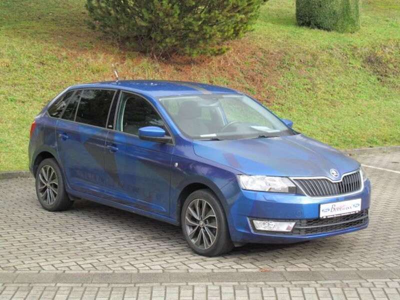 Gebraucht Skoda Rapid 105 PS (77 kW) 2015 Blau Limousine