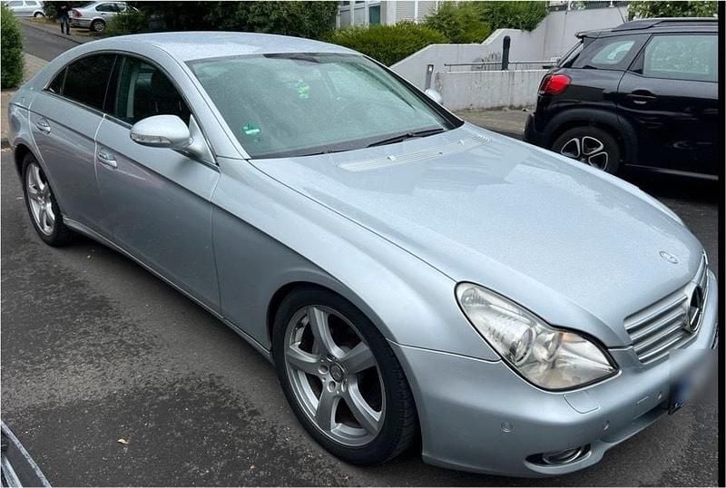 Silber Gebraucht 2006 Mercedes CLS350 Limousine | 8.990 € (Fairer Preis) - Bild 1/4