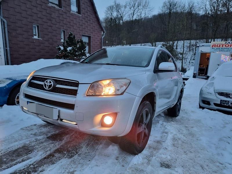 Silber Gebraucht 2010 Toyota RAV4 Executive SUV | 5.900 € (Superpreis) - Bild 1/4