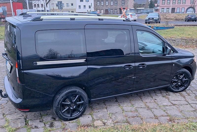 Gebraucht Ford Tourneo Connect 122 PS (89 kW) 2023 Schwarz Van / Kleinbus