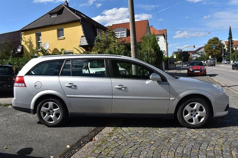 Gebraucht Opel Vectra Edition 155 PS (114 kW) 2006 Silber Kombi